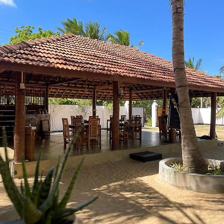 Sea Sand Resort Kalpitiya Exterior foto